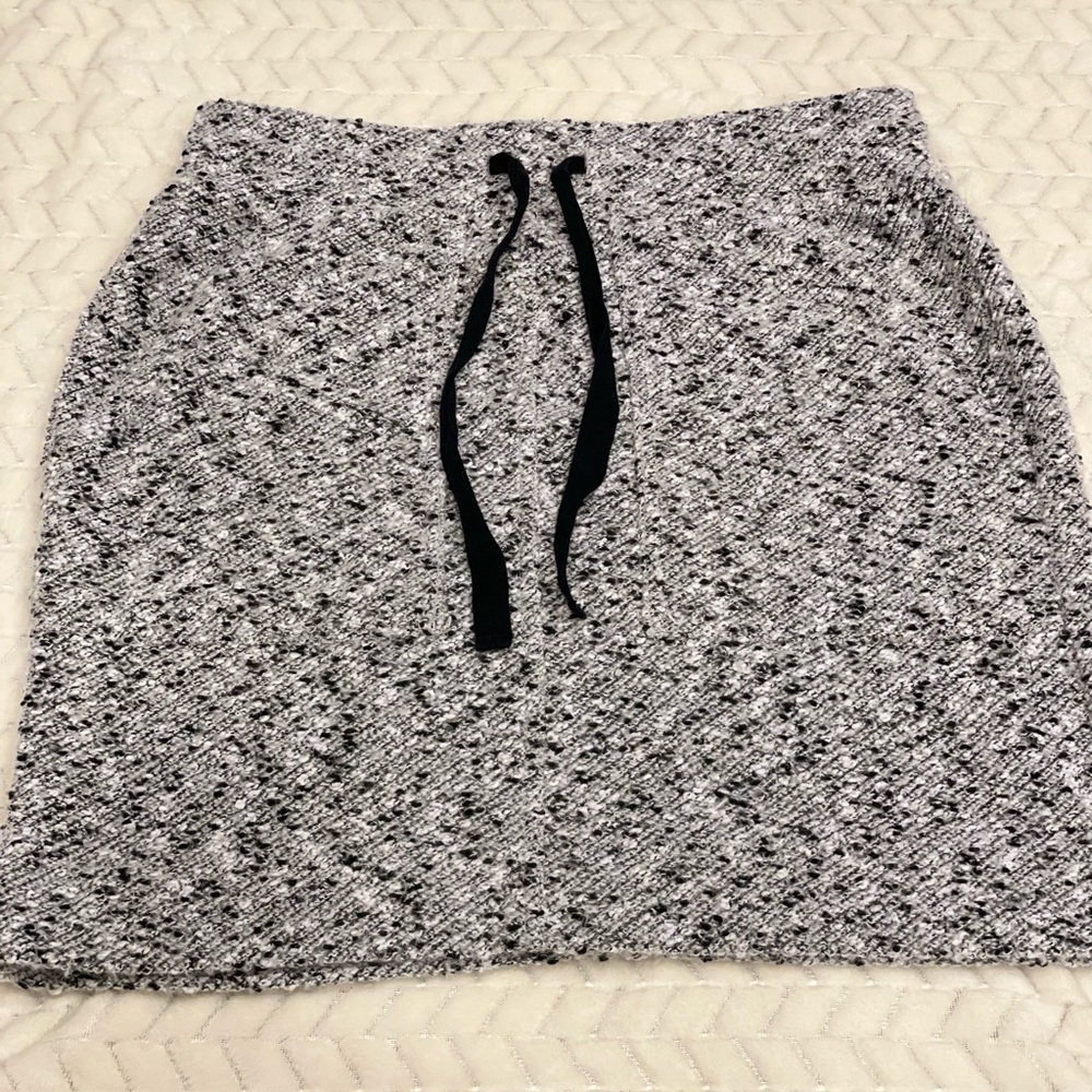 Loft Lou Grey mini skirt